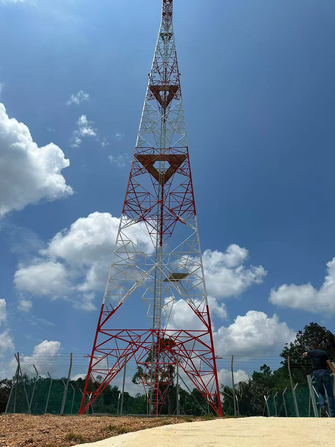 东南亚通信塔